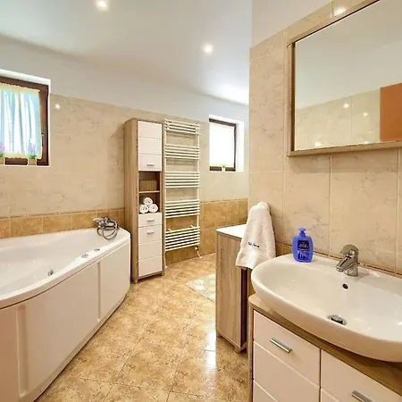 Tara Villa